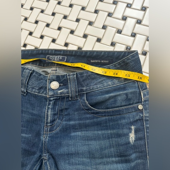 Guess Blue Straight Leg Jeans Modern Fit - Picture 8 of 9